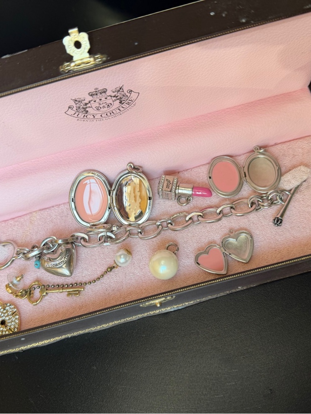 Vintage Juicy Couture charm bracelet with charms and set of earrings - Picture 2 of 7